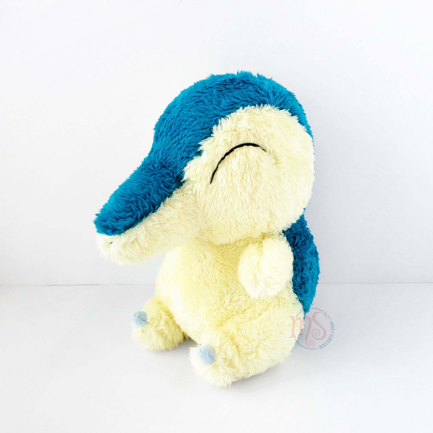 On sale CYNDAQUIL Banpresto plush for sale so fluffy