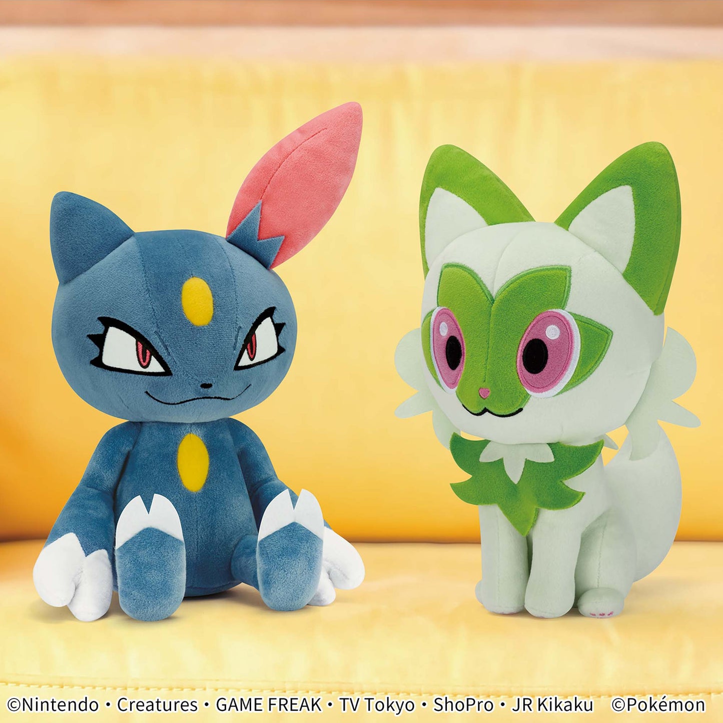 Pokémon | Sprigatito Sitzender Plüsch