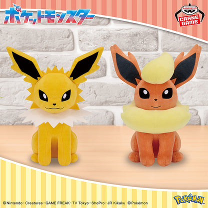 Pokémon | Evoli-Freunde | Sitzendes Flareon-Plüschtier