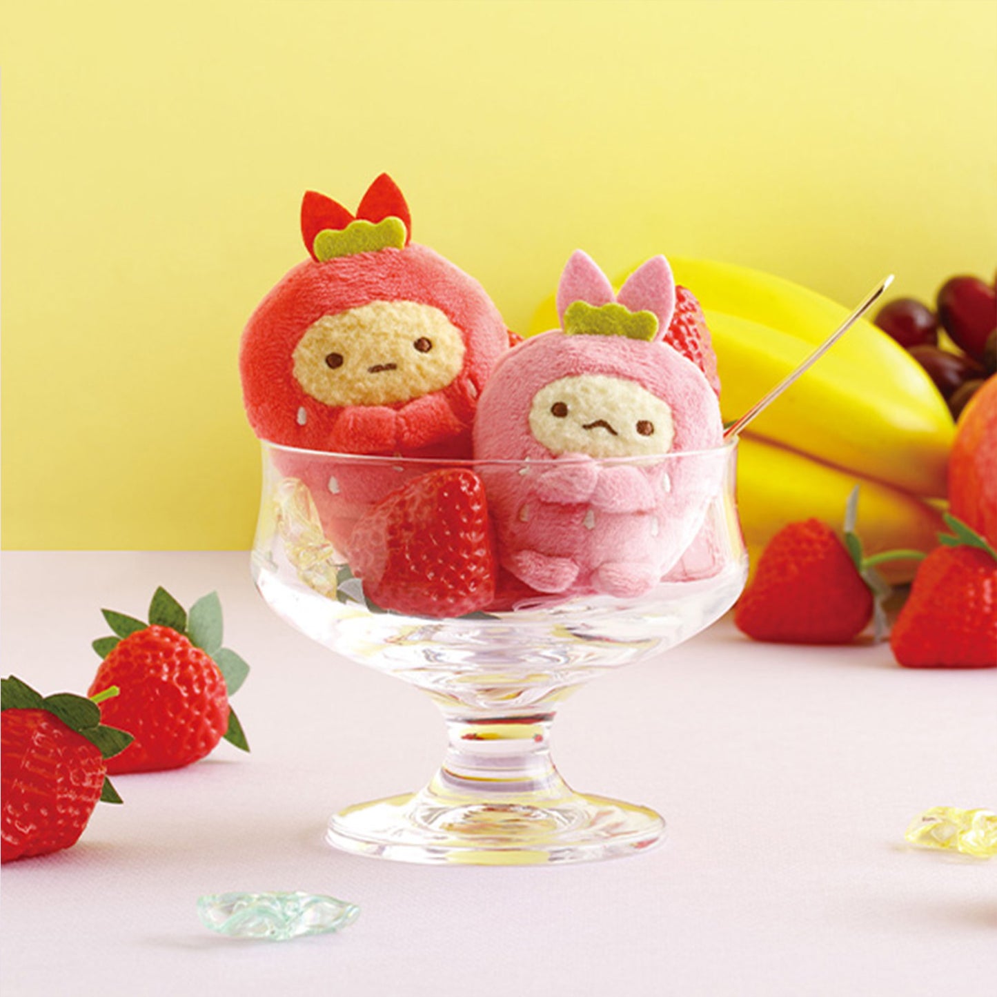 PRE-ORDER | Sumikko Gurashi | Retro Fruit Parlor | Ebiten no Shippo (Strawberry) Tenori Mini Plush