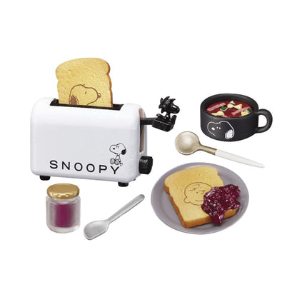 Snoopy | Re-ment | Mono Kitchen | Pop Up Toaster Scenery Figure