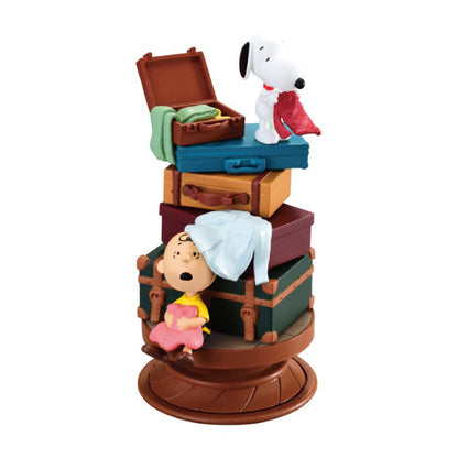 Snoopy | Re-ment | Spiral Diorama | Travel Bag Scenery Figure